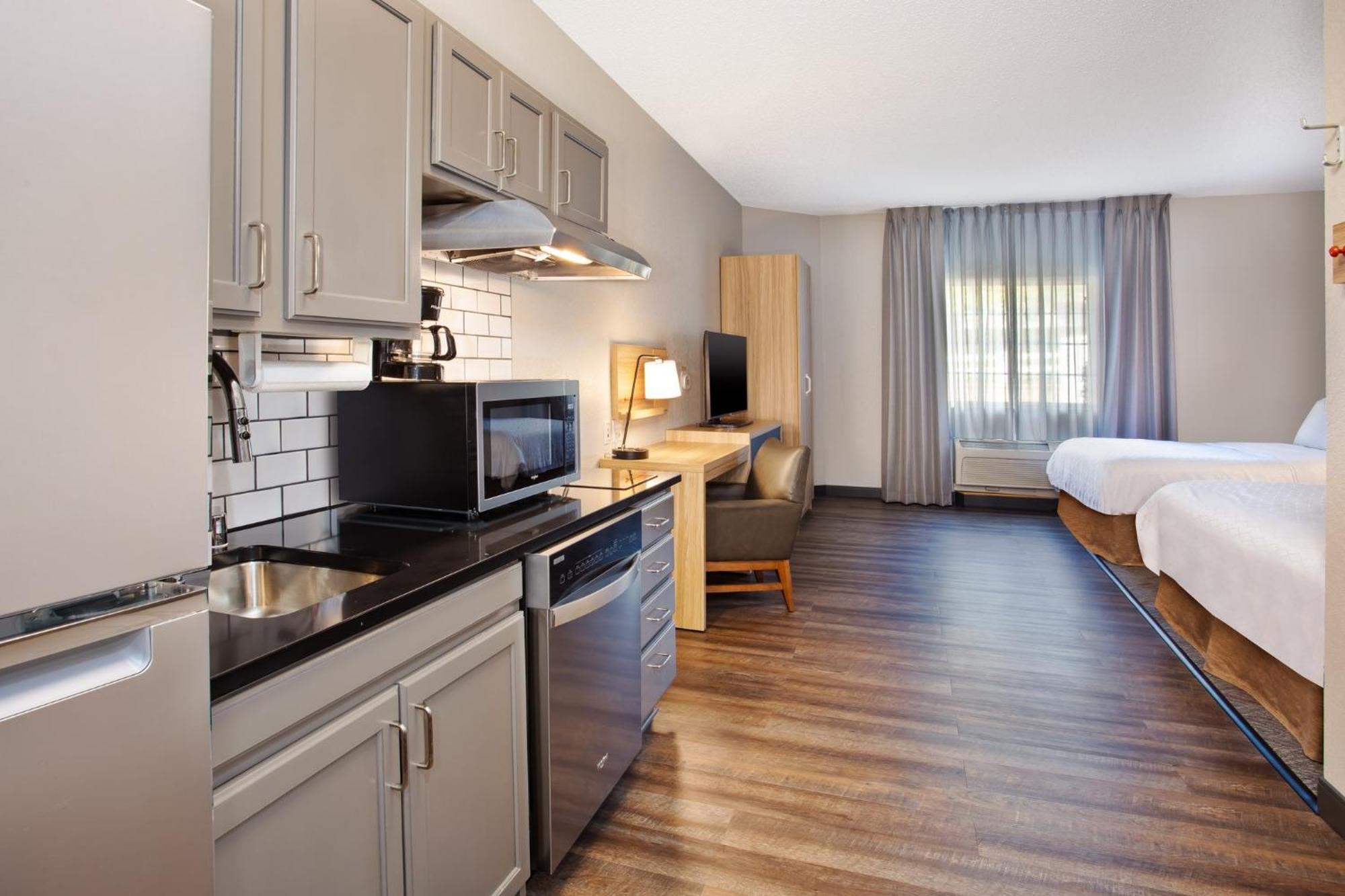 Candlewood Suites Kenosha By Ihg Pleasant Prairie Exterior foto